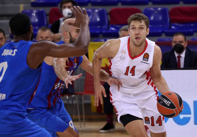 Бoнус безплатни залози от WINBET за всяка точка на Везенков срещу Барселона - winbetaffiliates.com.