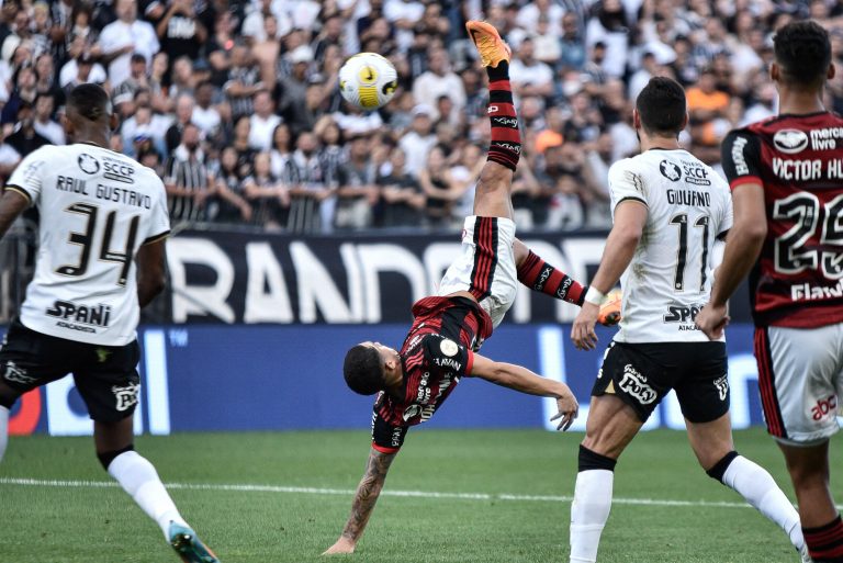 Бразилски дербита в четвъртфиналите на Копа Либертадорес